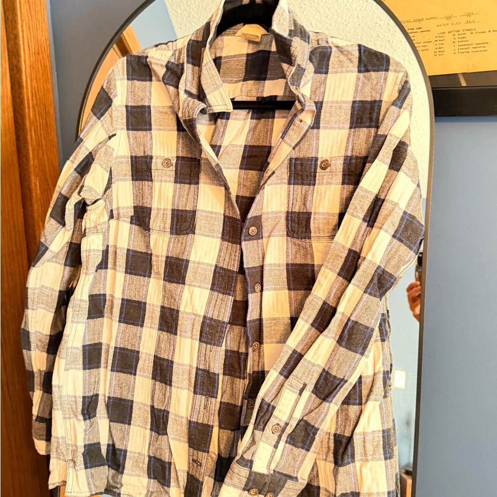 Duluth Trading Co Blue and White Plaid Shirt